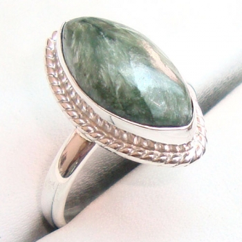 925 sterling silver seraphinite ring